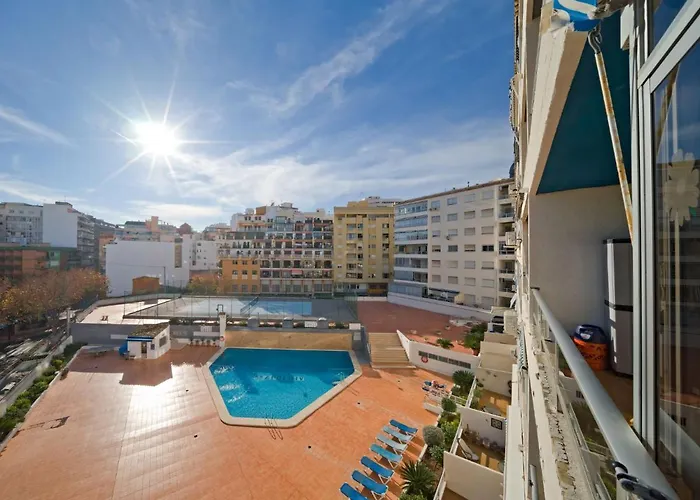 Apolo Iv-6 By Interhome